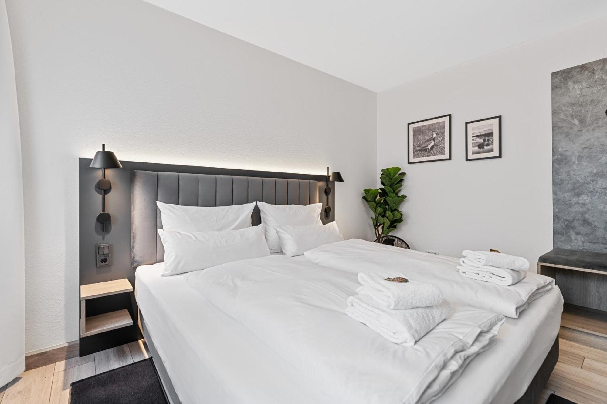 Bright Herzogenaurach Zentrum Chambre photo