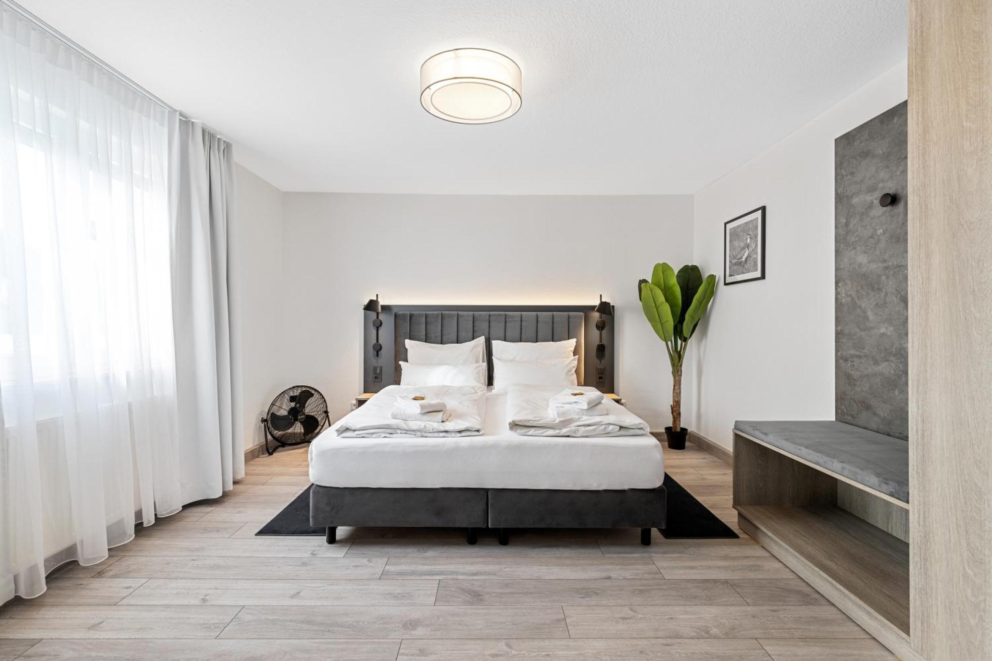 Bright Herzogenaurach Zentrum Chambre photo