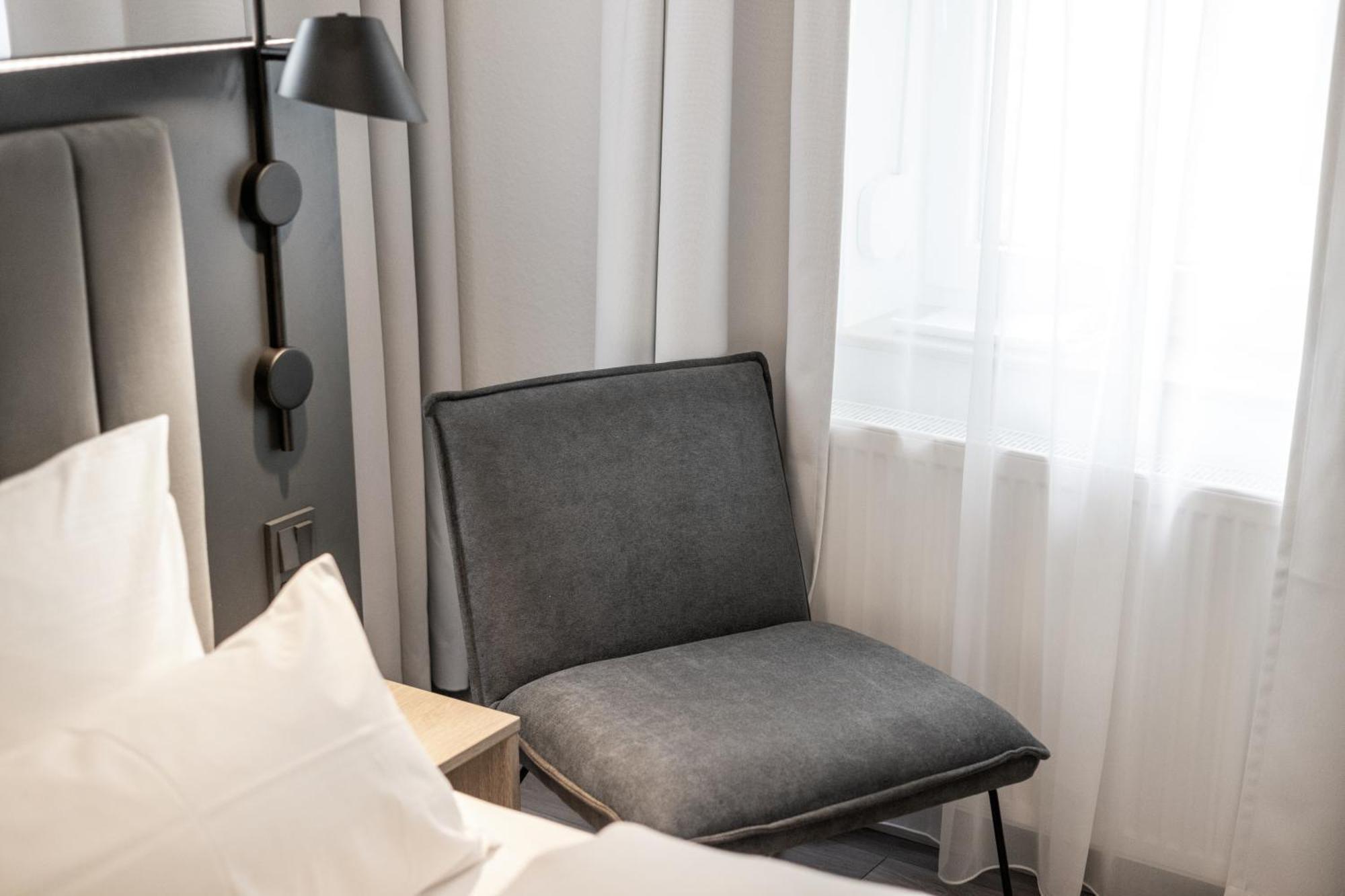 Bright Herzogenaurach Zentrum Chambre photo