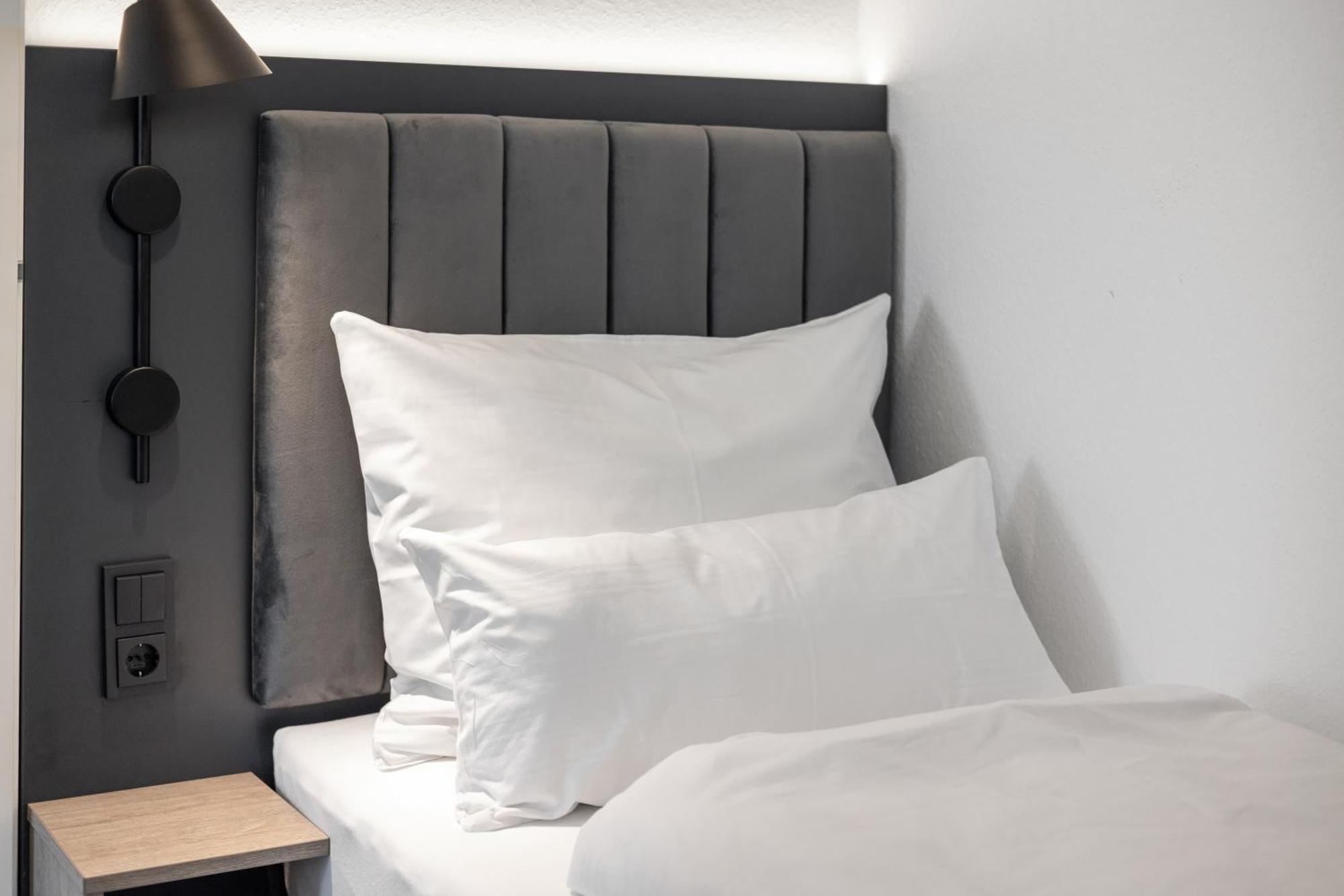 Bright Herzogenaurach Zentrum Chambre photo